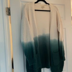 Ombré open from cardigan